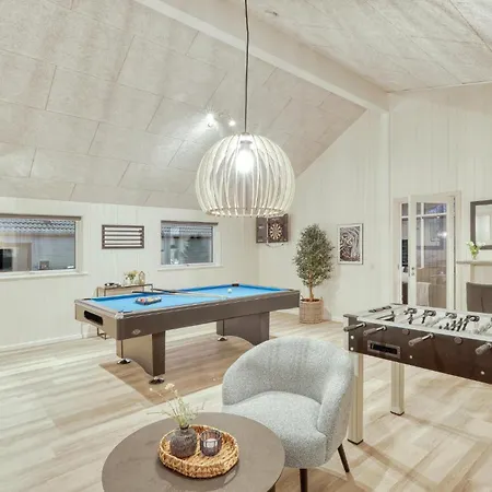 Holiday home Gorgeous In With Sauna Jesendorf